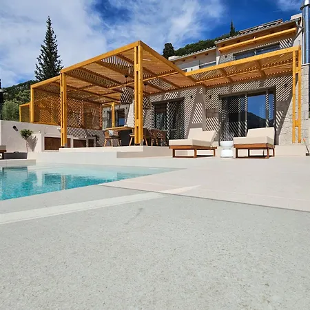 Villa Aenya *